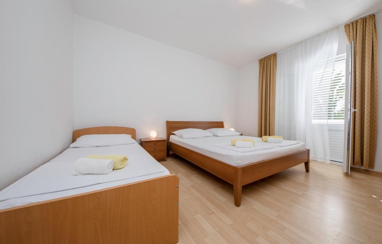 Apartments Stanicic Kampor Exterior photo
