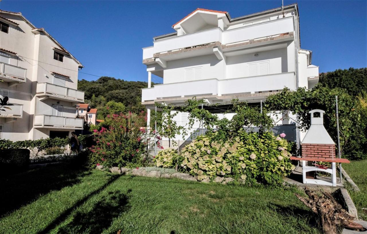 Apartments Stanicic Kampor Exterior photo